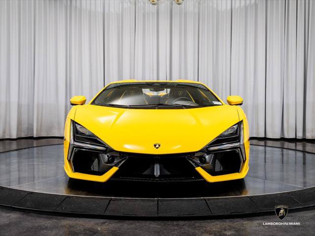 Used 2024 Lamborghini Revuelto AWD/4WD image 2