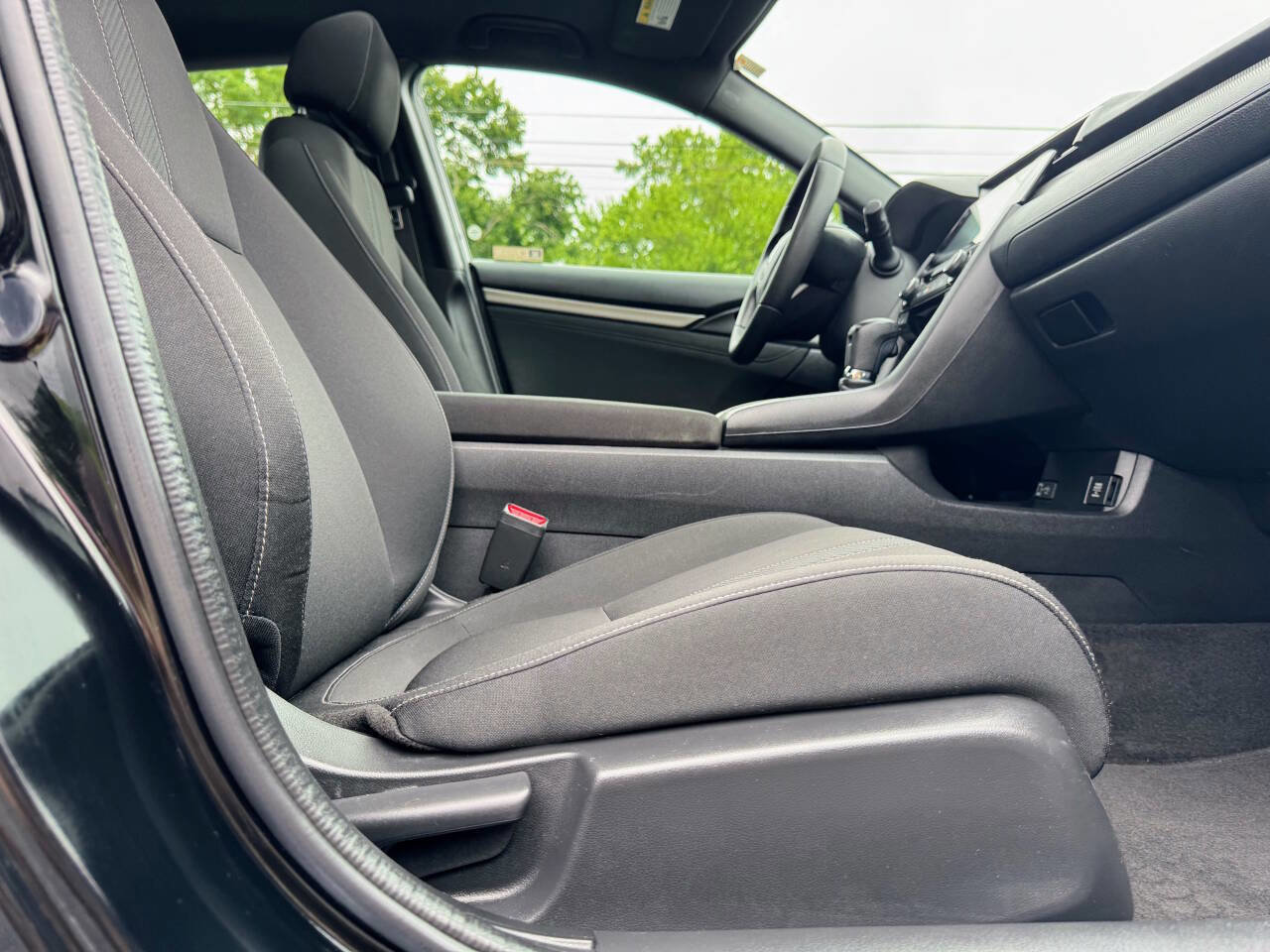 Used 2018 Honda Civic EX image 28