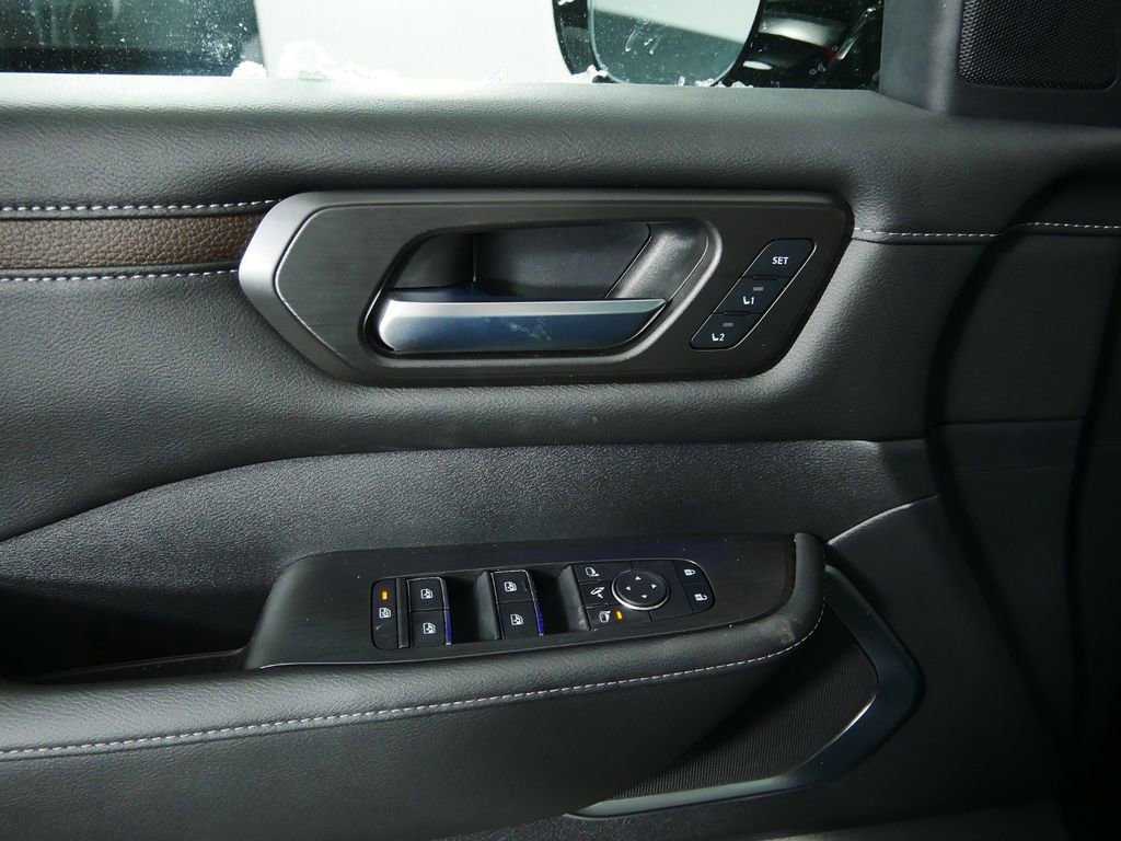 New 2025 Nissan Armada Platinum Reserve image 23