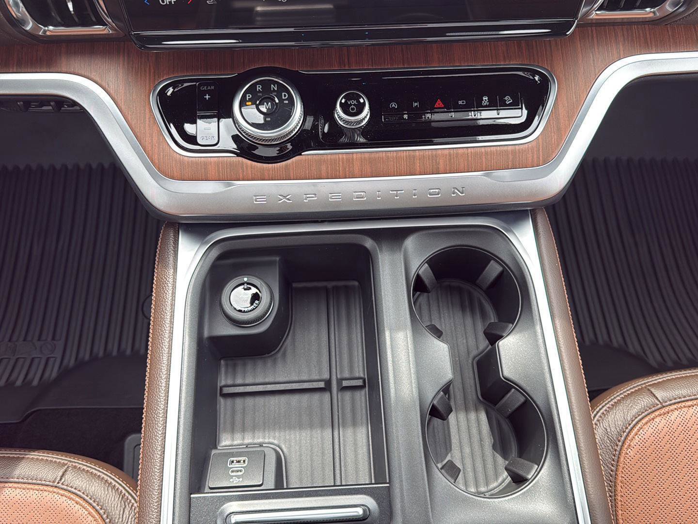 New 2026 Ford Expedition Max King Ranch image 55