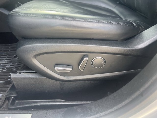 Used 2017 Lincoln MKX Reserve w/ Lincoln MKX Climate Package image 26