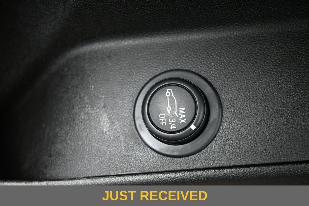 Used 2022 Chevrolet Equinox LT w/ Driver Convenience Package AWD/4WD image 21