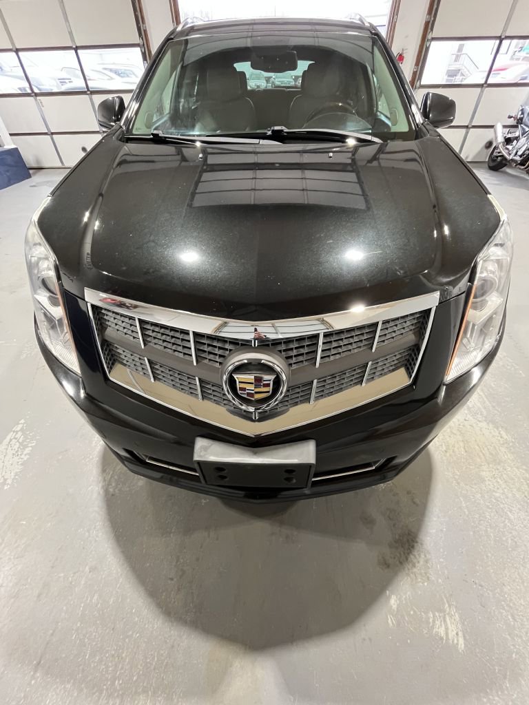 Used 2011 Cadillac SRX Luxury image 4