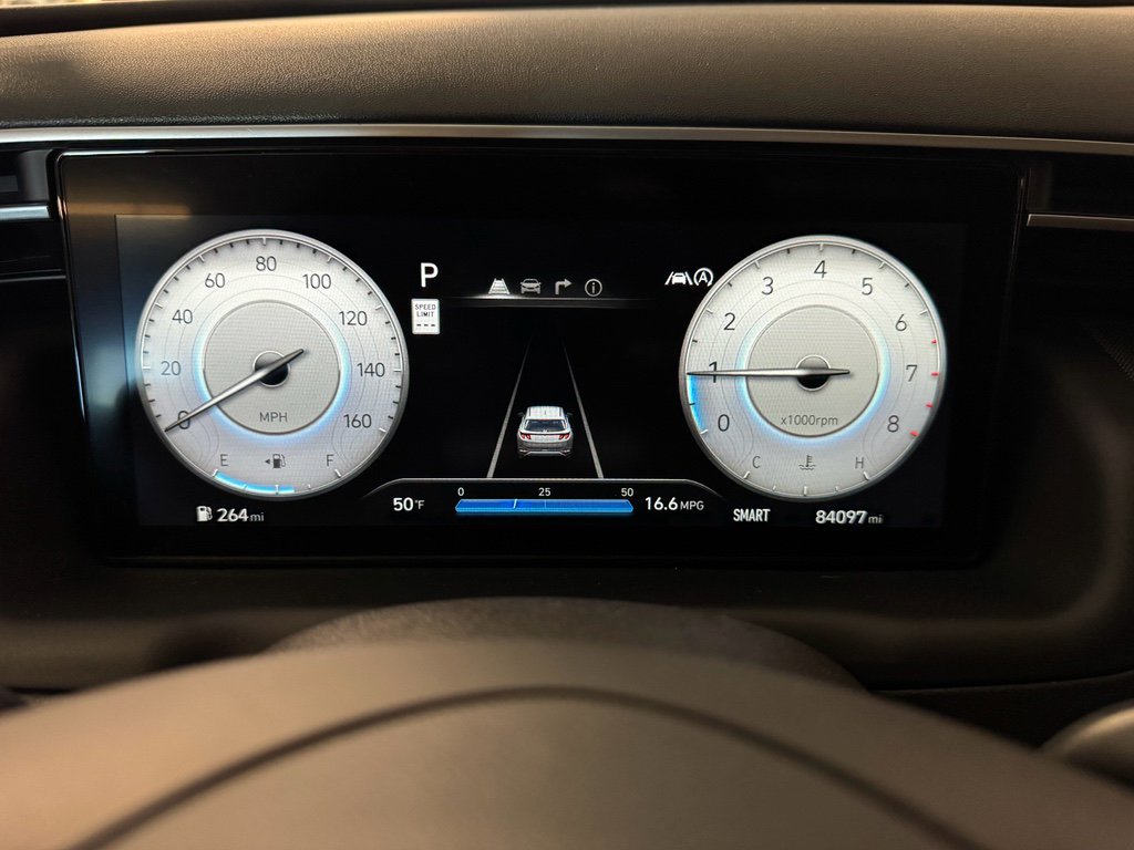 Used 2022 Hyundai Tucson Limited w/ Cargo Package image 25