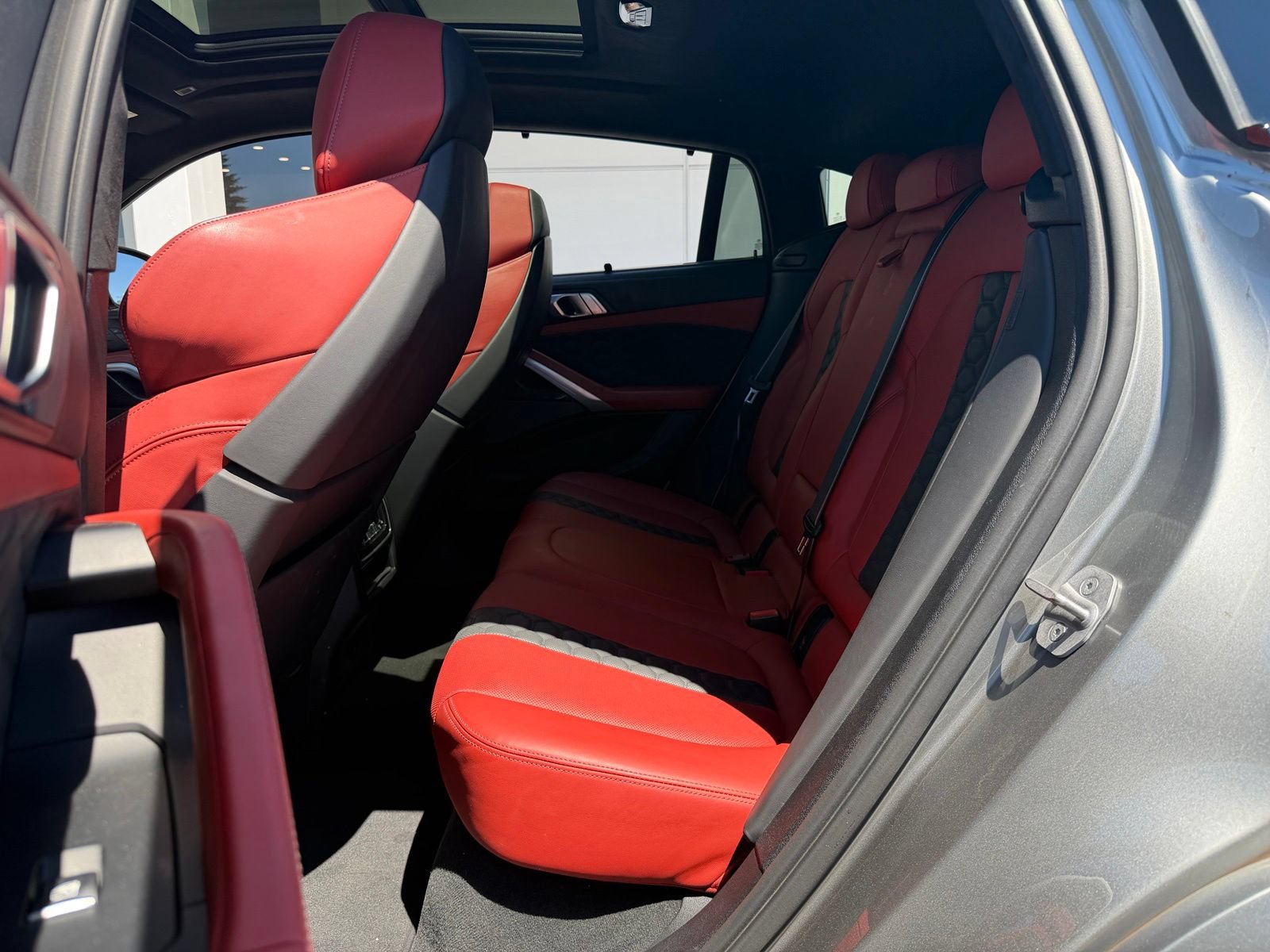 Used 2022 BMW X6 M w/ Competition Package AWD/4WD image 17