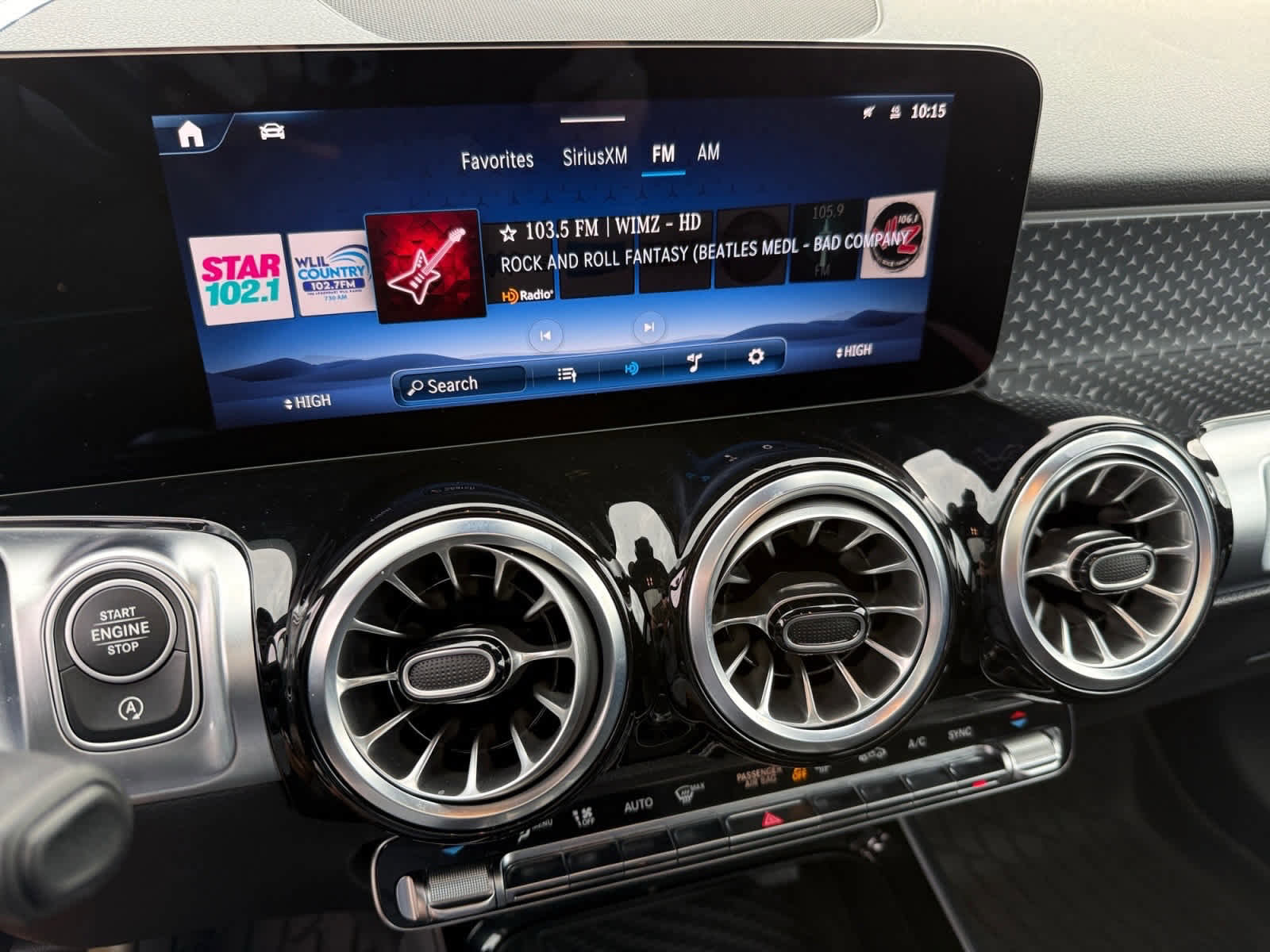 Certified 2024 Mercedes-Benz GLB 250 image 18