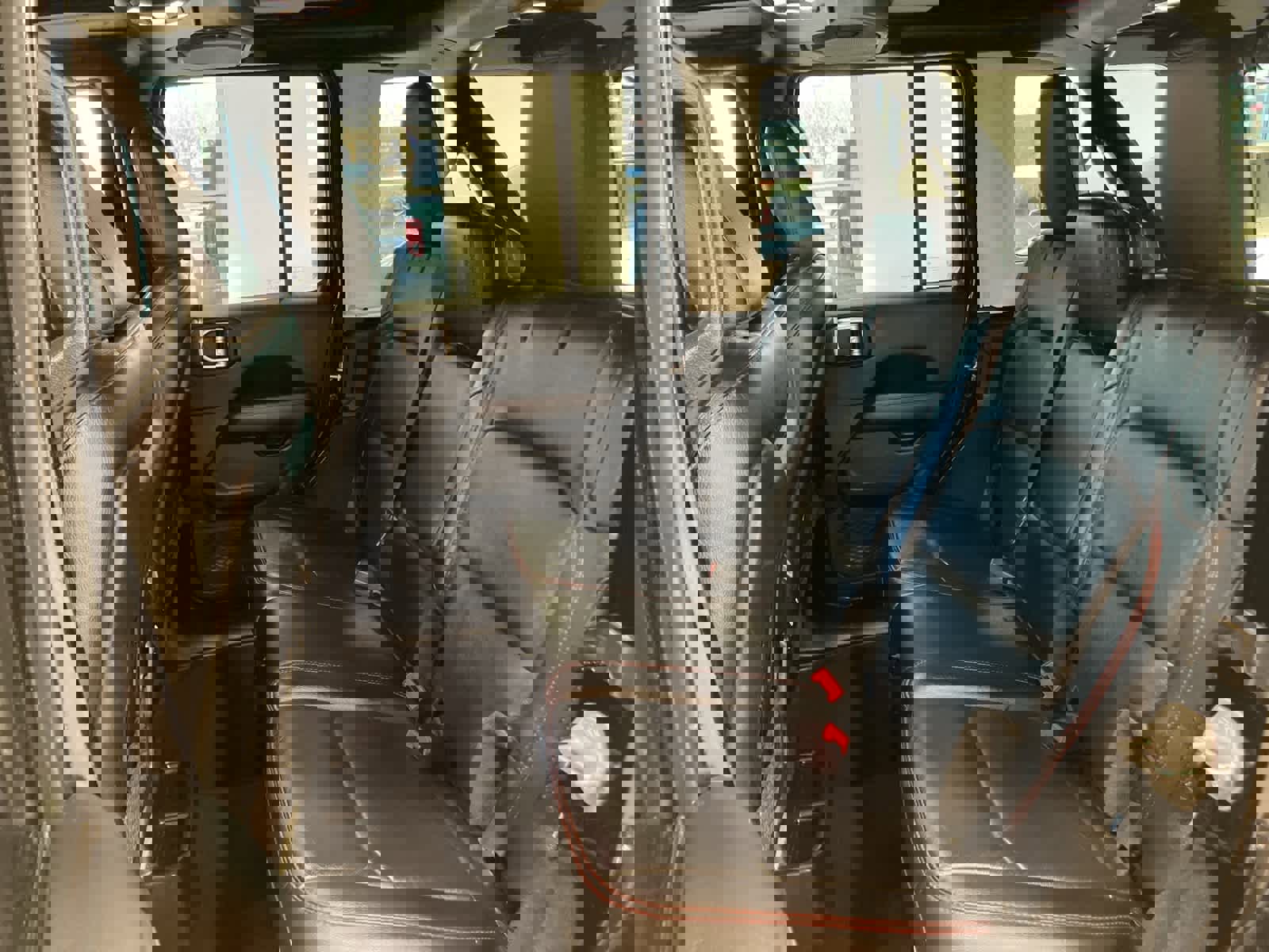 Used 2021 Jeep Wrangler Unlimited Rubicon w/ Uconnect 4C Nav & Sound Group image 25