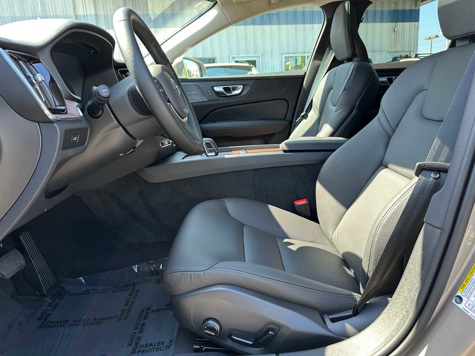 New 2026 Volvo V60 B5 Cross Country Plus w/ Climate Package image 19