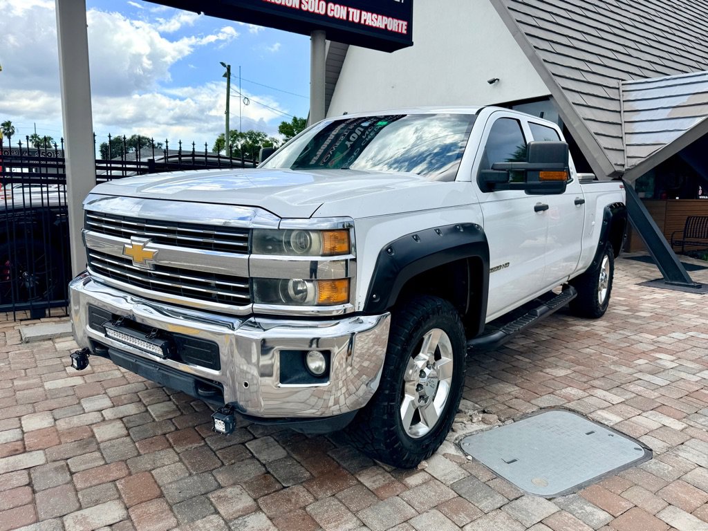 Used 2015 Chevrolet Silverado 2500 W/T w/ WT Convenience Package AWD/4WD image 6