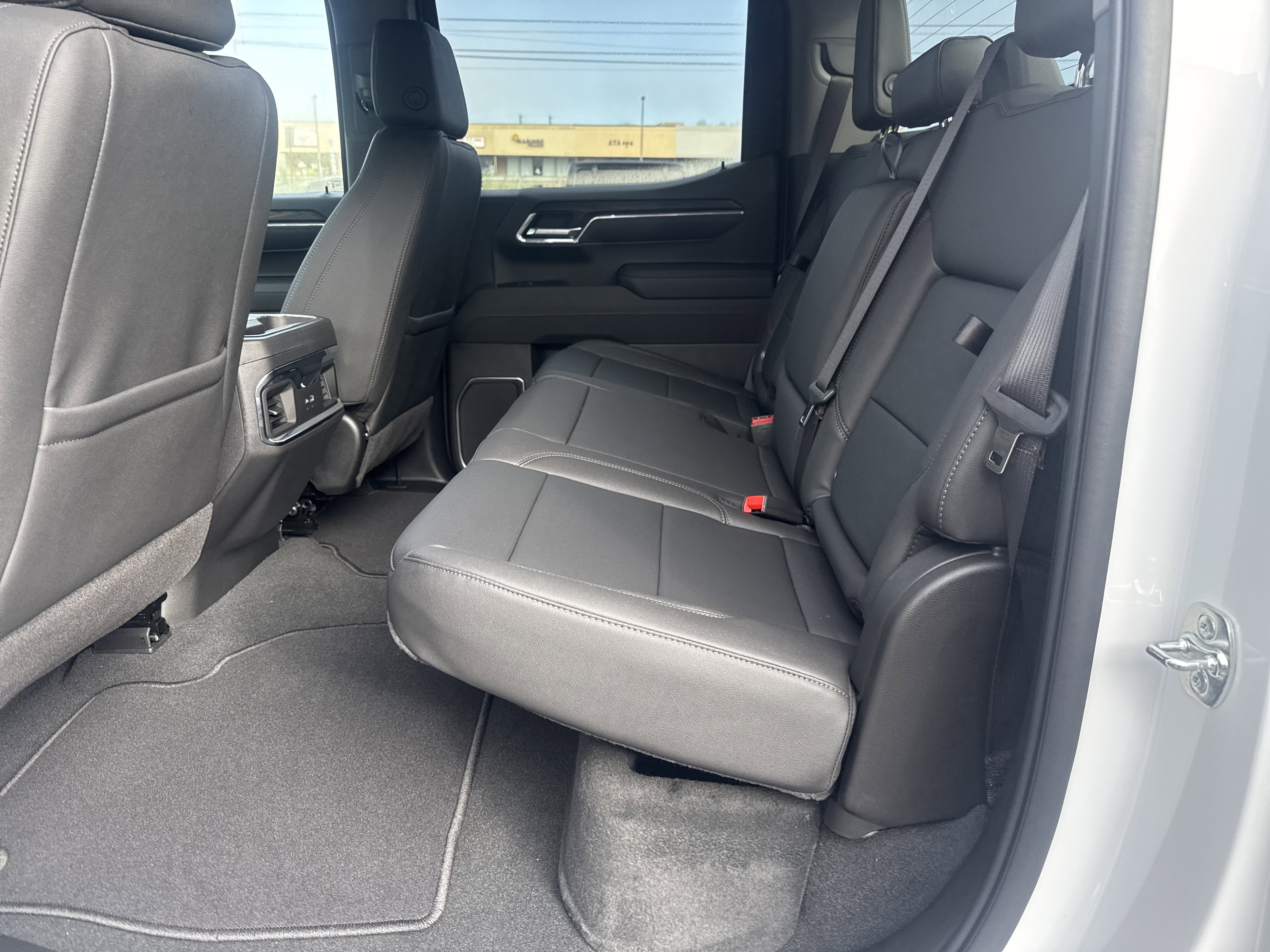 New 2026 GMC Sierra 1500 SLT w/ SLT Premium Package image 13