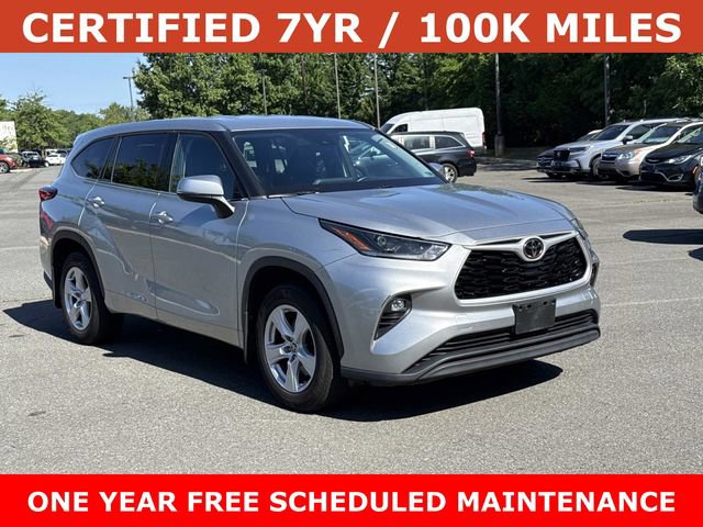 Used 2021 Toyota Highlander LE AWD/4WD video 1
