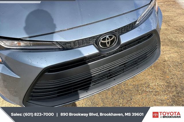 Used 2024 Toyota Corolla LE image 21