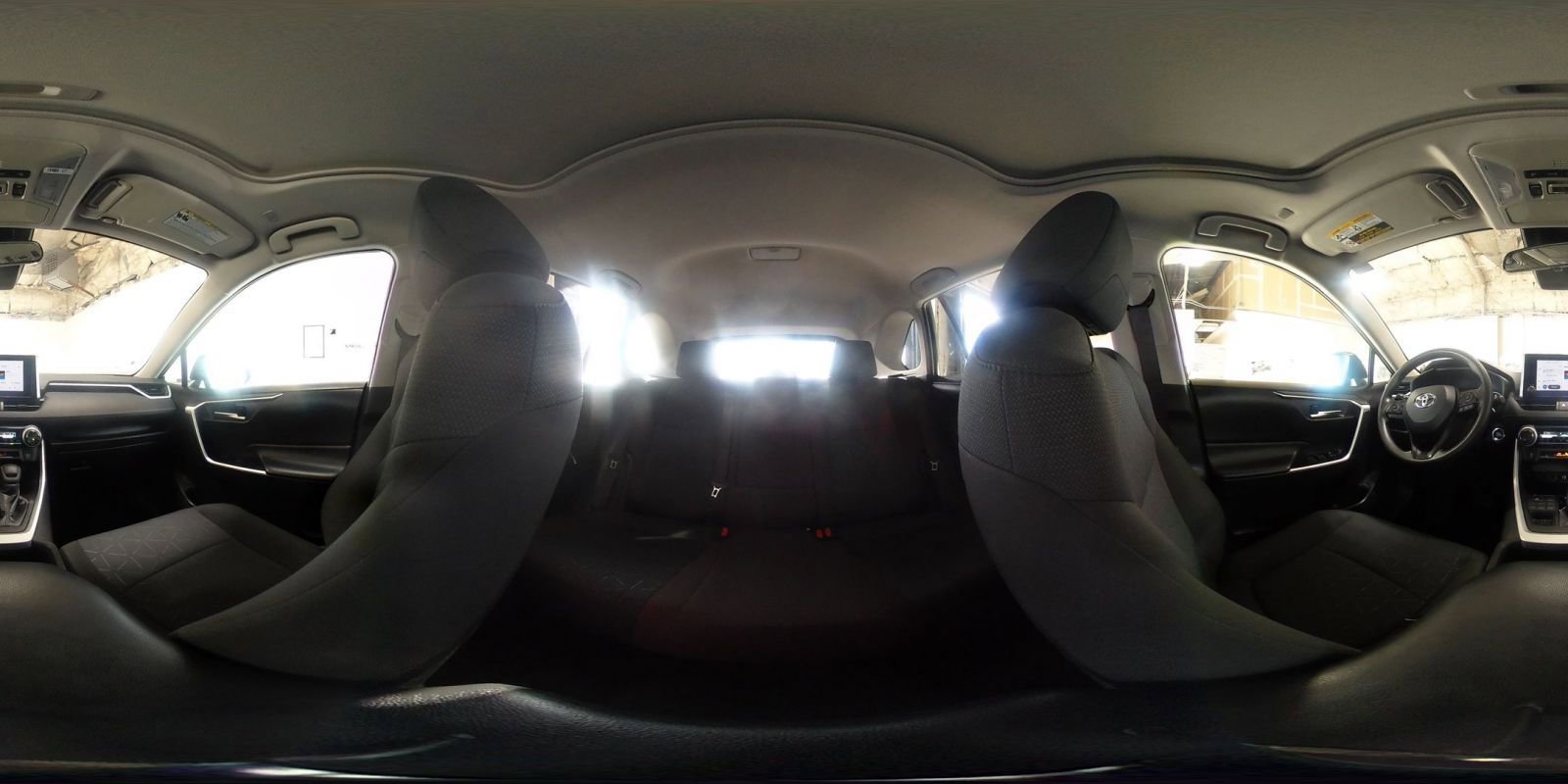 Used 2025 Toyota RAV4 XLE image 43