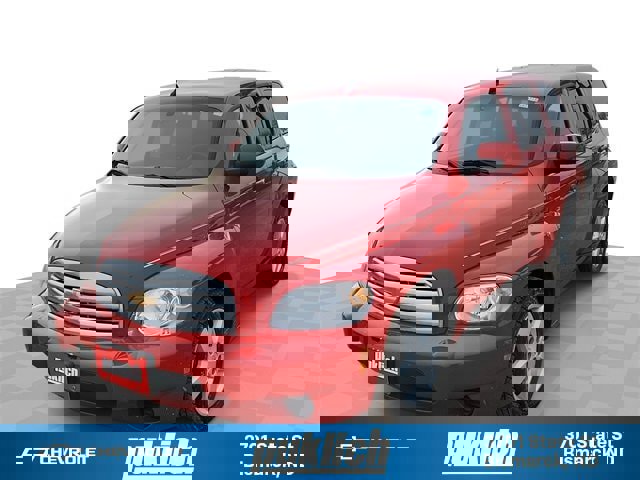 Used 2011 Chevrolet HHR LT image 1