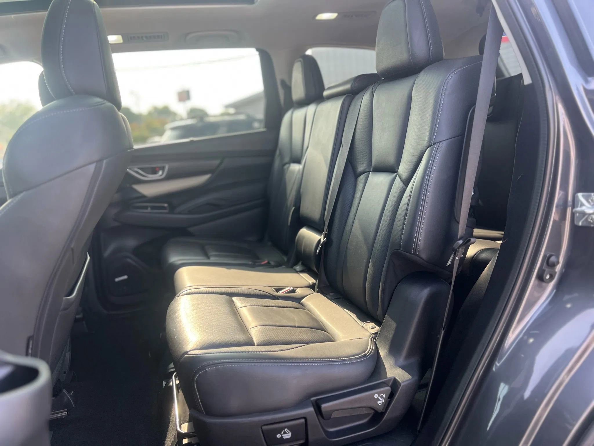 Used 2021 Subaru Ascent Limited w/ Technology Package image 10