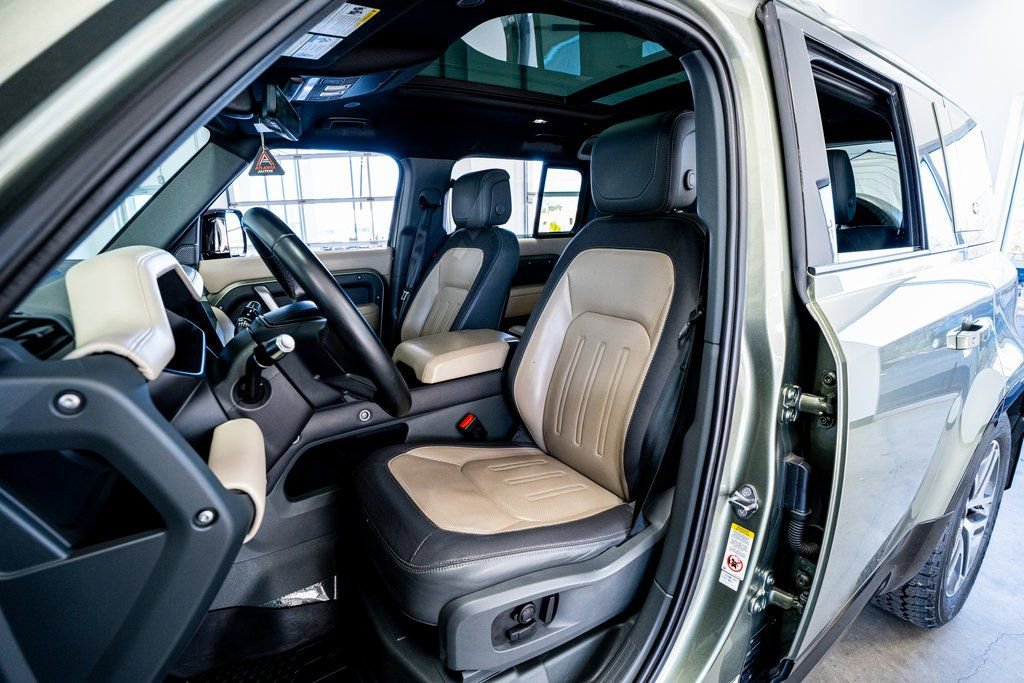 Used 2021 Land Rover Defender 110 X-Dynamic HSE image 38