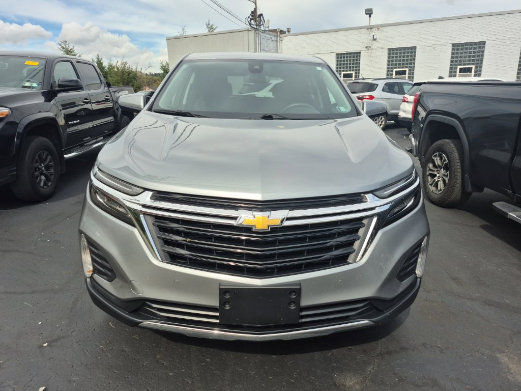 Used 2024 Chevrolet Equinox LT AWD/4WD image 2