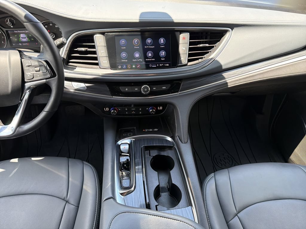 Used 2024 Buick Enclave Essence w/ Experience Buick Package AWD/4WD image 16