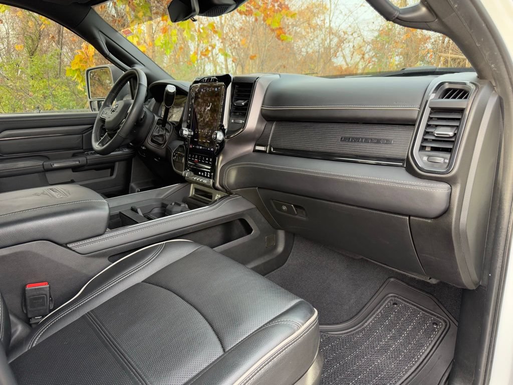 Used 2024 RAM 2500 Limited AWD/4WD image 27