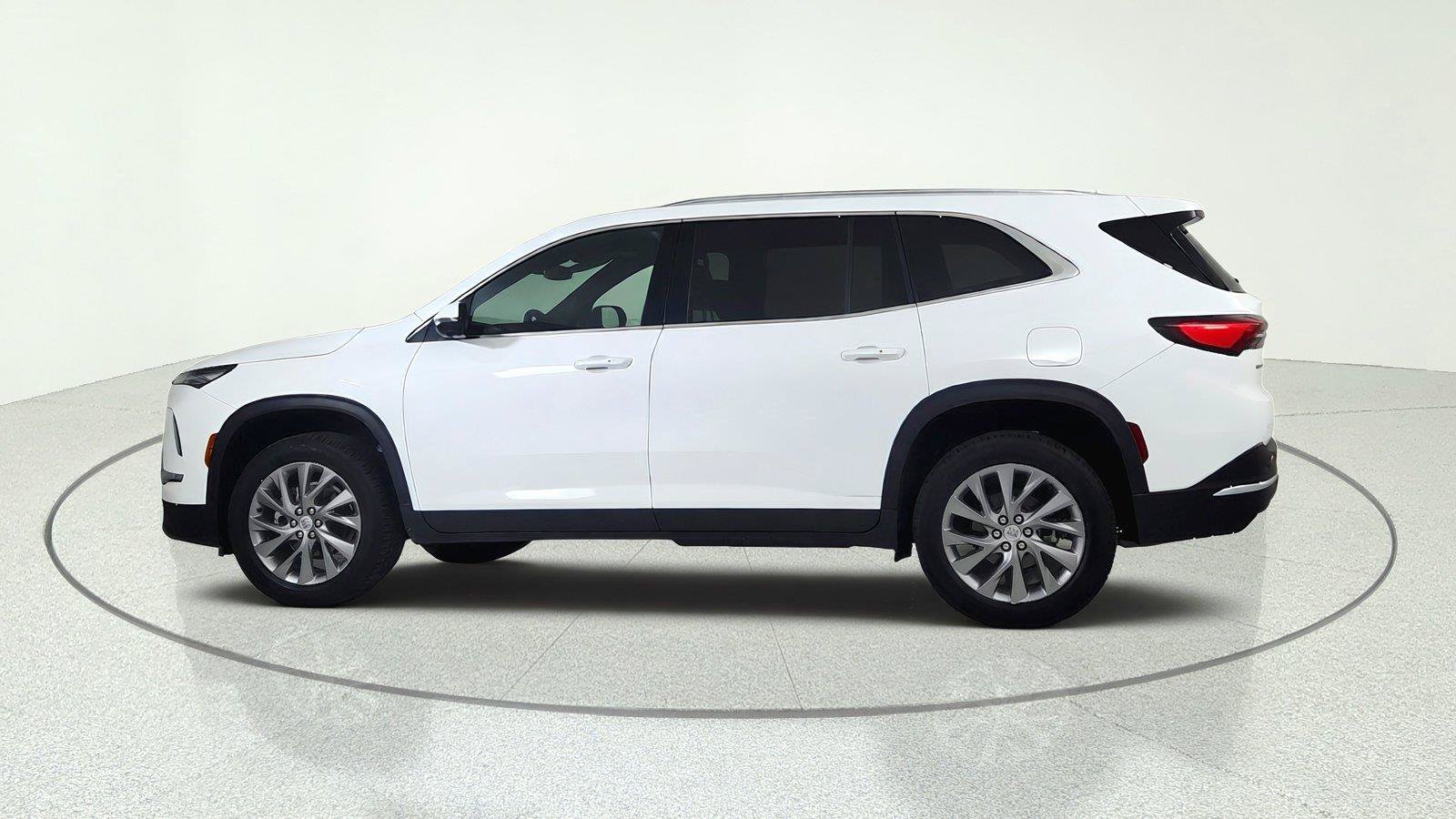 Used 2026 Buick Enclave Preferred AWD/4WD image 4