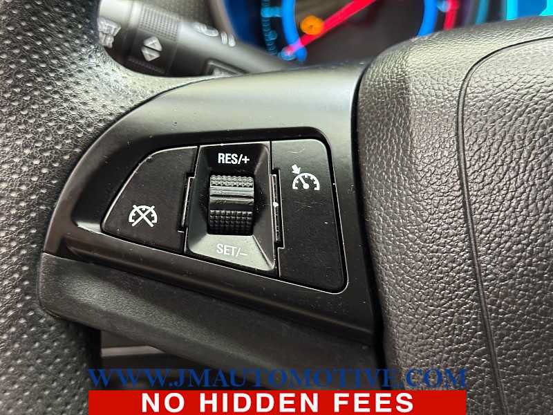 Used 2015 Chevrolet Cruze LT FWD image 36