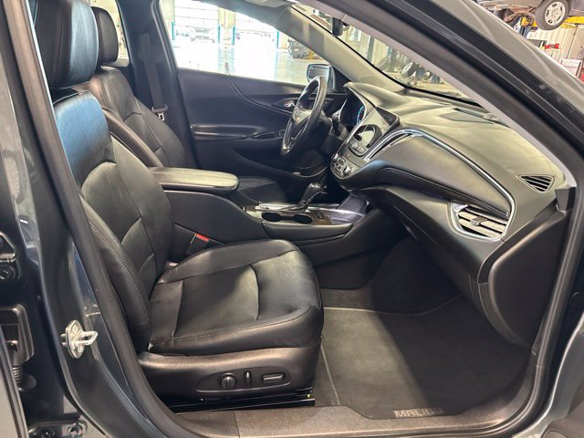 Used 2017 Chevrolet Malibu Premier w/ Premier Sun and Wheel Package FWD image 16