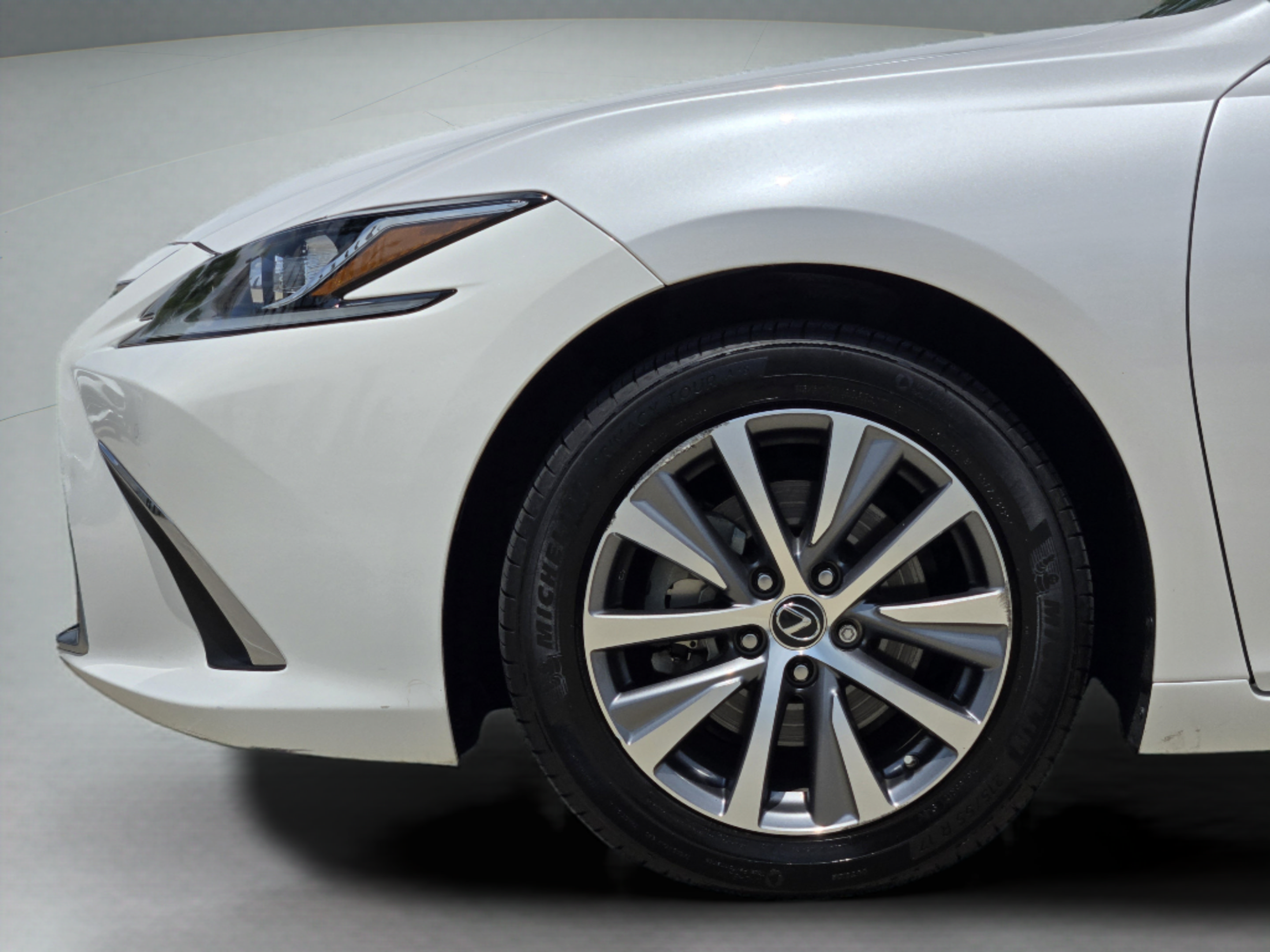 Used 2019 Lexus ES 350 w/ Premium Package FWD image 27
