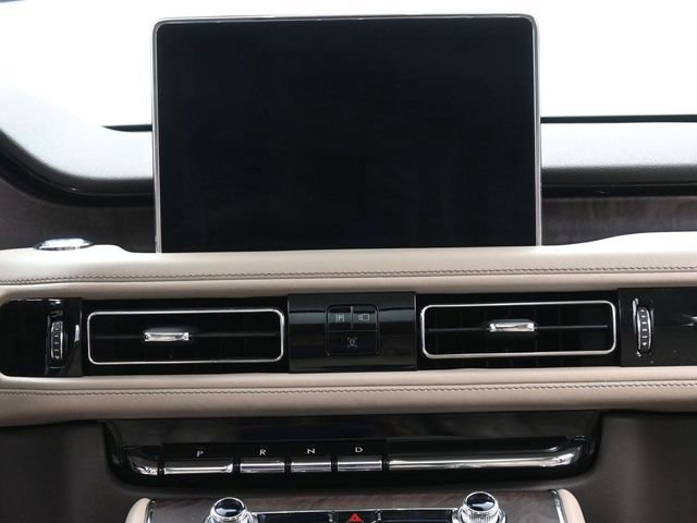 Used 2021 Lincoln Aviator Reserve w/ Equipment Group 201A image 28