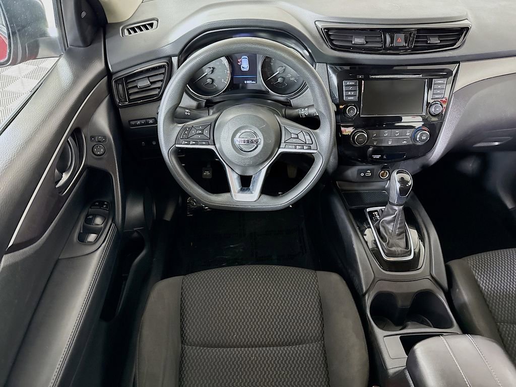 Used 2021 Nissan Rogue Sport S image 3