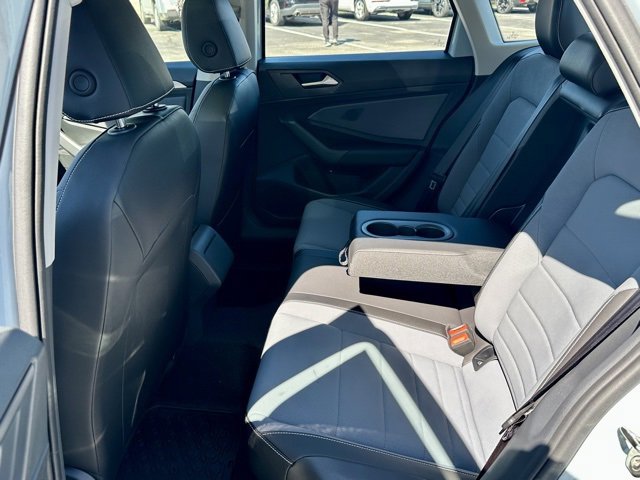 New 2026 Volkswagen Jetta SE image 18