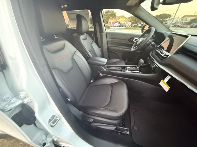 New 2026 Jeep Compass Trailhawk w/ Sun, Sound & Navigation Group AWD/4WD image 12