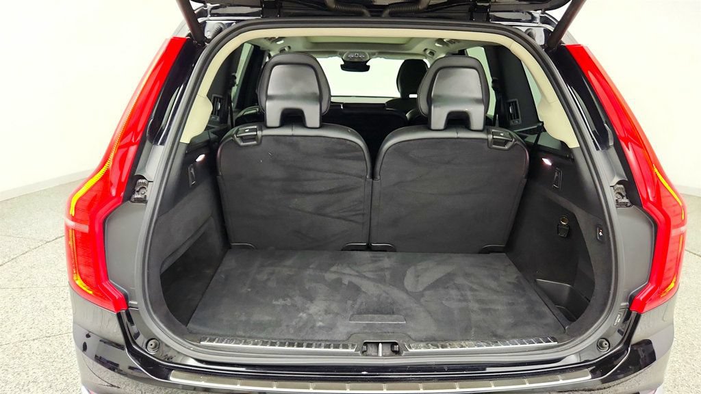 Used 2024 Volvo XC90 B5 Core w/ Protection Package Premier AWD/4WD image 24