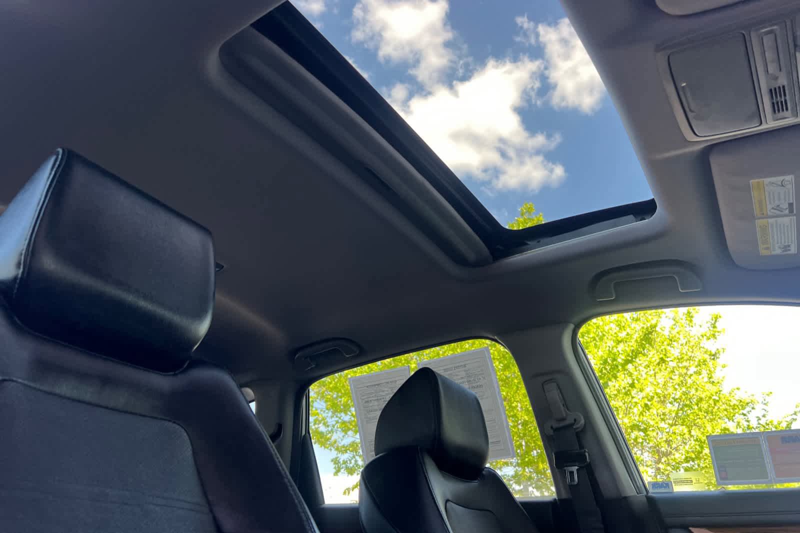 Used 2017 Honda CR-V EX-L image 18