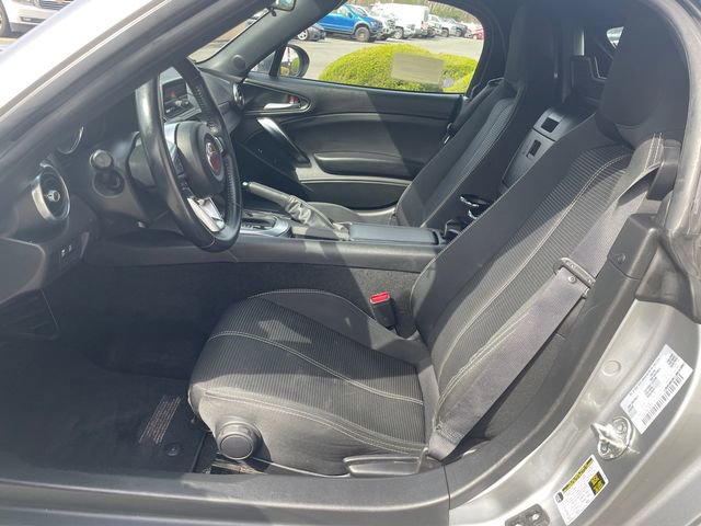Used 2017 FIAT 124 Spider Classica RWD image 31