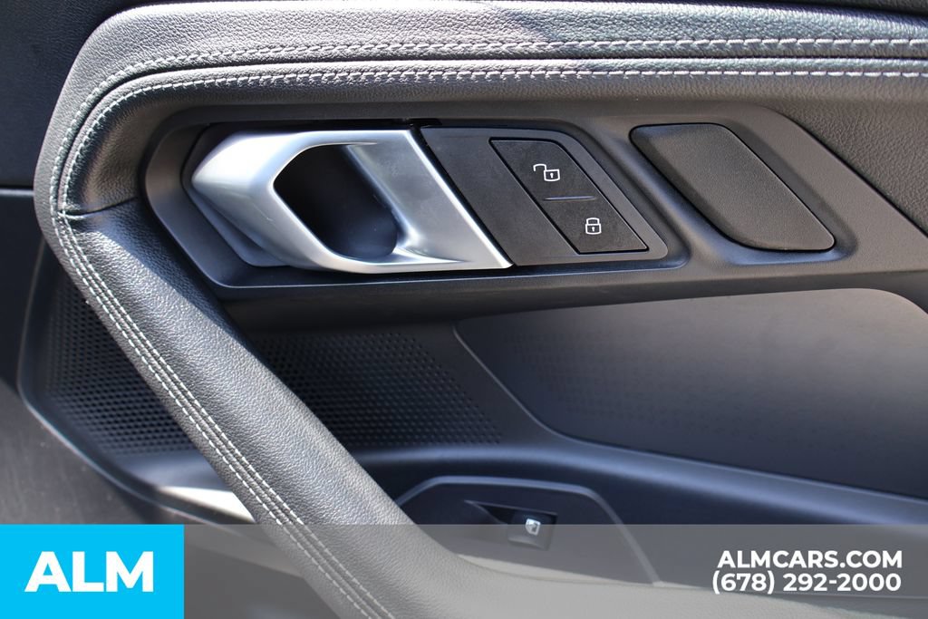 Used 2026 BMW 230i Coupe w/ Premium Package RWD image 24