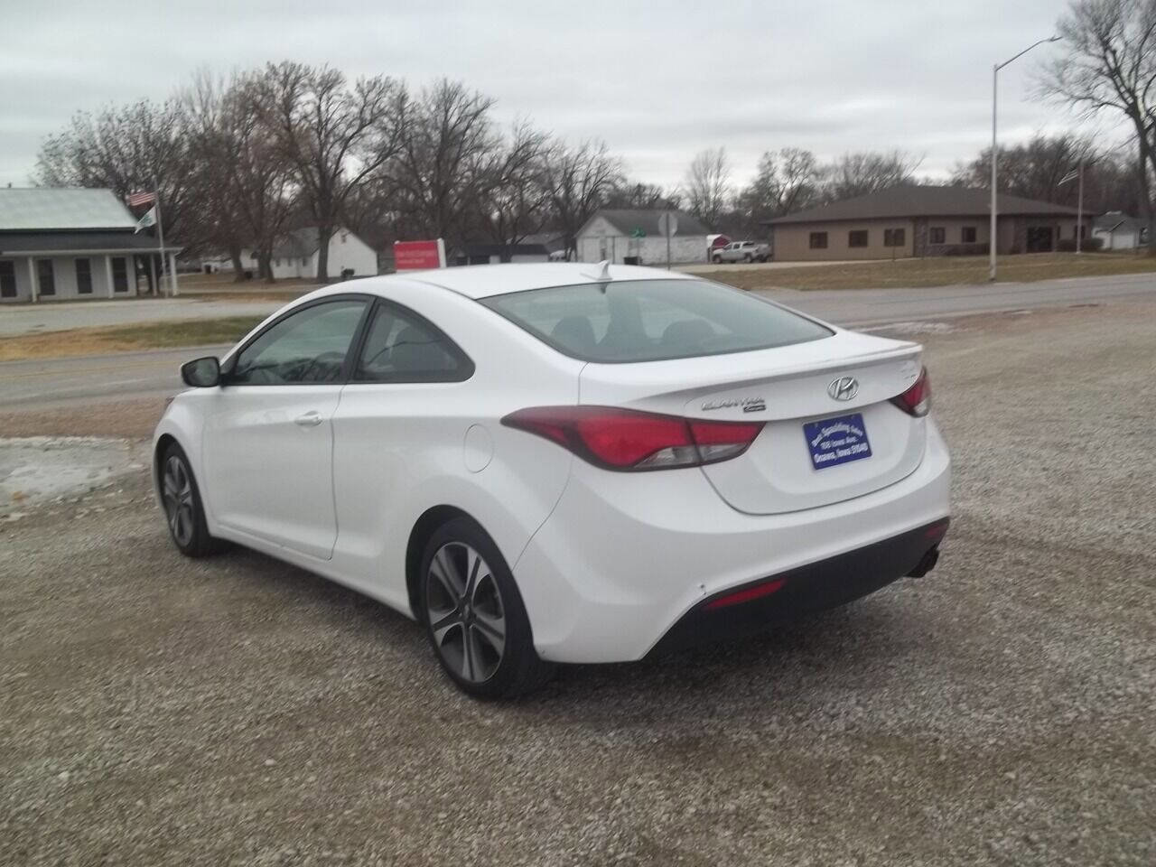 Used 2014 Hyundai Elantra image 6