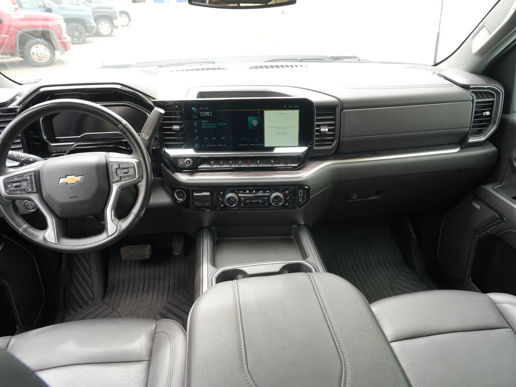 Used 2024 Chevrolet Silverado 3500 LTZ w/ LTZ Plus Package AWD/4WD image 26