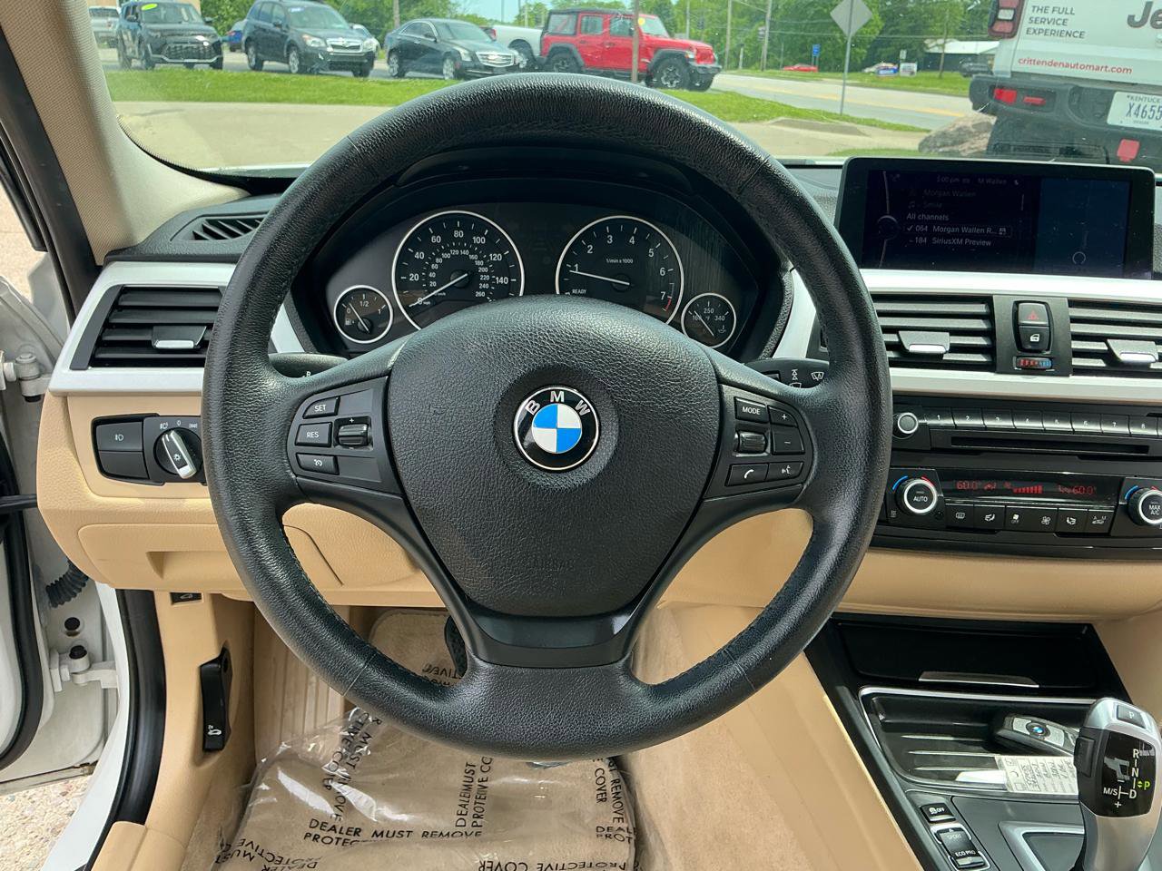 Used 2013 BMW 328i xDrive Sedan AWD/4WD image 14