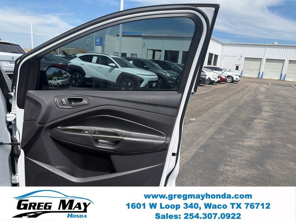 Used 2018 Ford Escape S FWD image 30