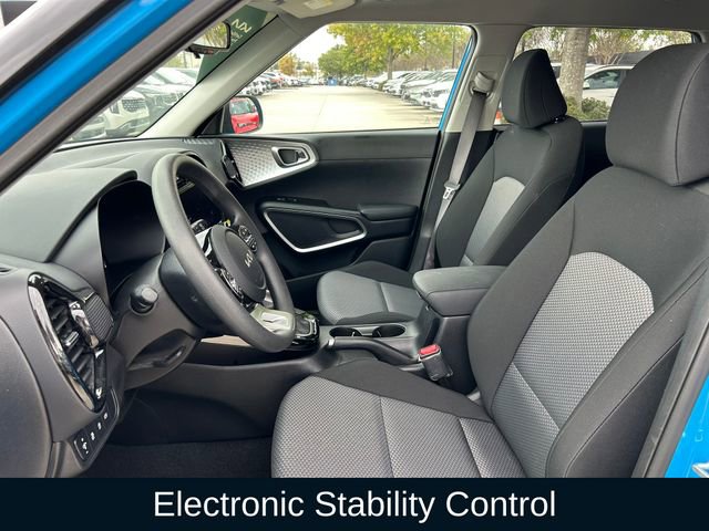 Used 2025 Kia Soul S image 14