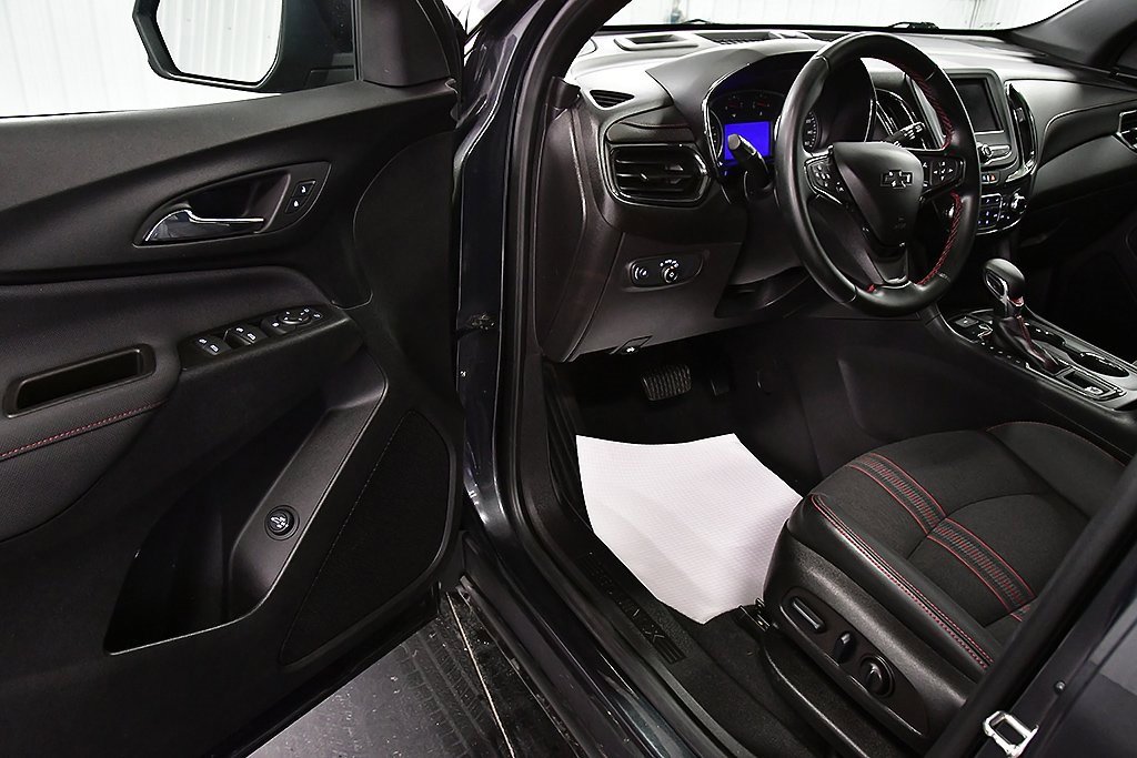 Used 2023 Chevrolet Equinox RS image 14