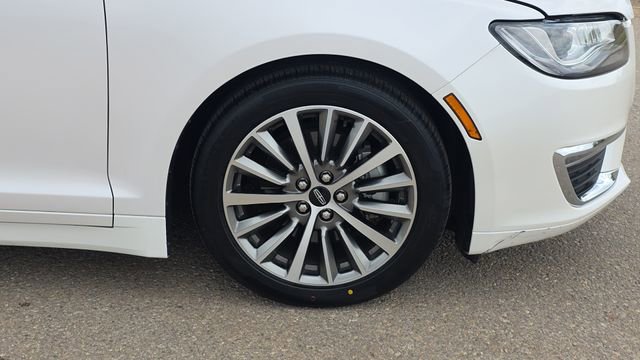 Used 2020 Lincoln MKZ w/ Convenience Package image 32