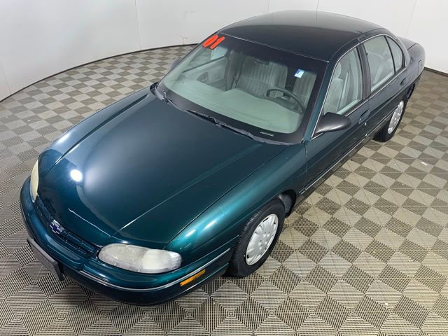 Used 2001 Chevrolet Lumina w/ Preferred Equipment Group FWD image 9