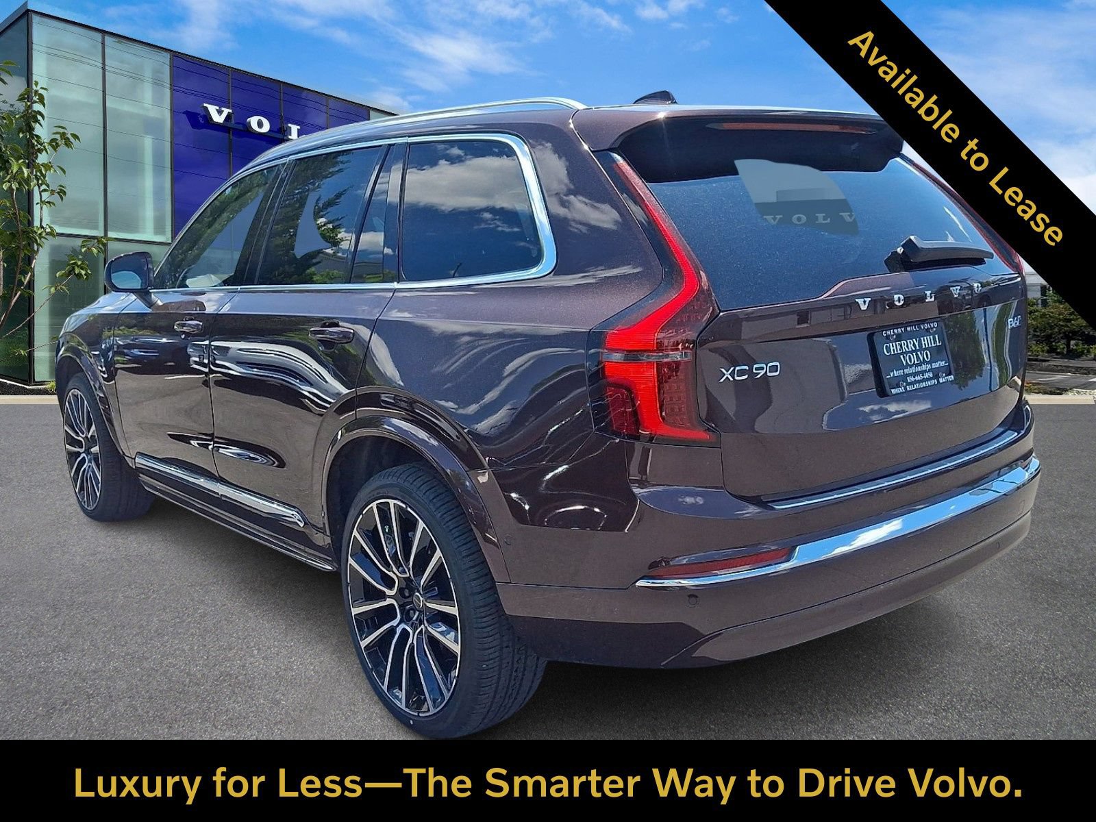 Certified 2026 Volvo XC90 B6 Plus w/ Protection Package Premier AWD/4WD image 4