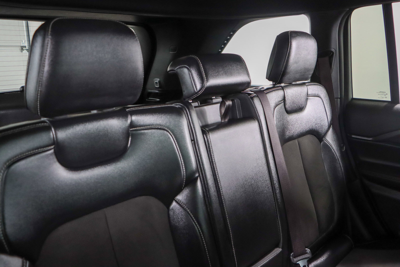 Used 2022 Jeep Grand Cherokee Altitude image 28