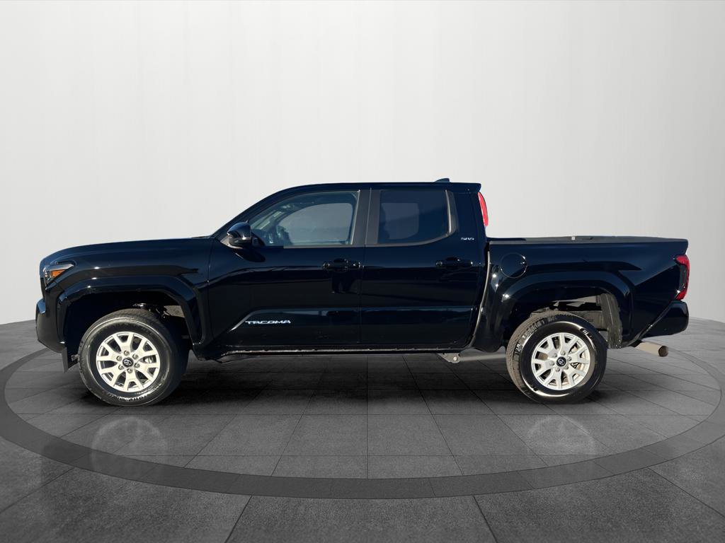 Used 2024 Toyota Tacoma SR5 image 4