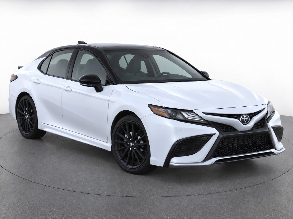 Used 2023 Toyota Camry XSE w/ Navigation Package FWD image 2