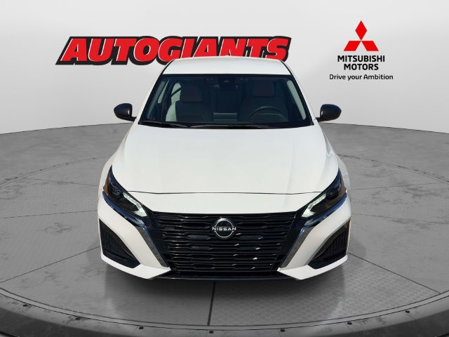 Used 2024 Nissan Altima 2.5 SV FWD image 8