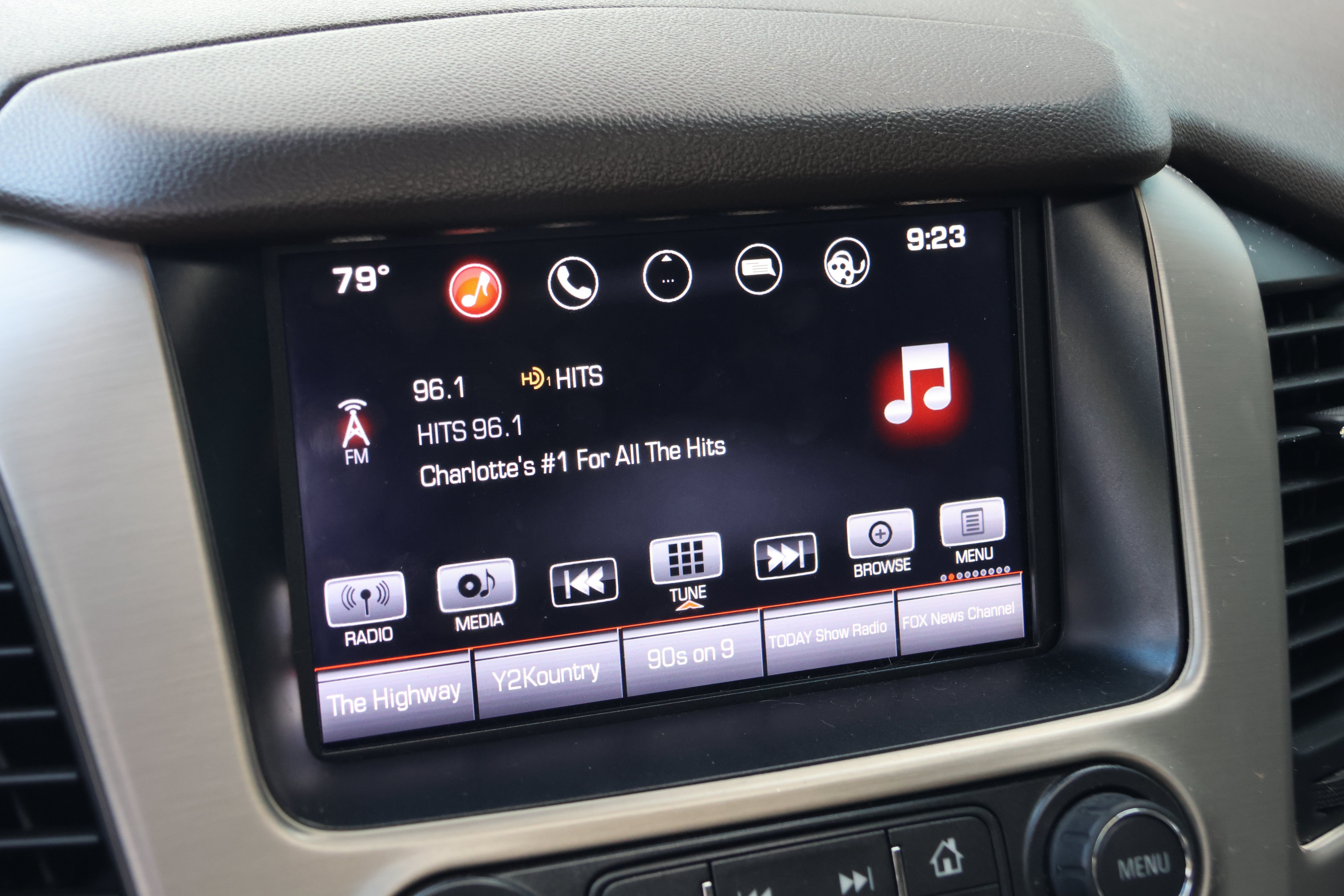 Used 2016 GMC Yukon Denali w/ Open Road Package RWD image 26