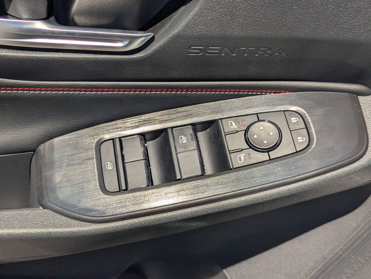 New 2027 Nissan Sentra SR FWD image 14